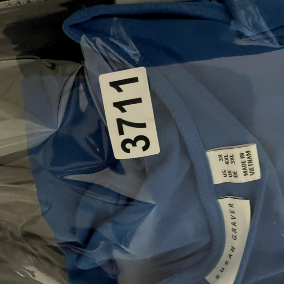 Susan Graver Tunic Top Womens 3X Liquid Knit Blue Puff Shoulder Stretch Casual - Picture 14 of 14